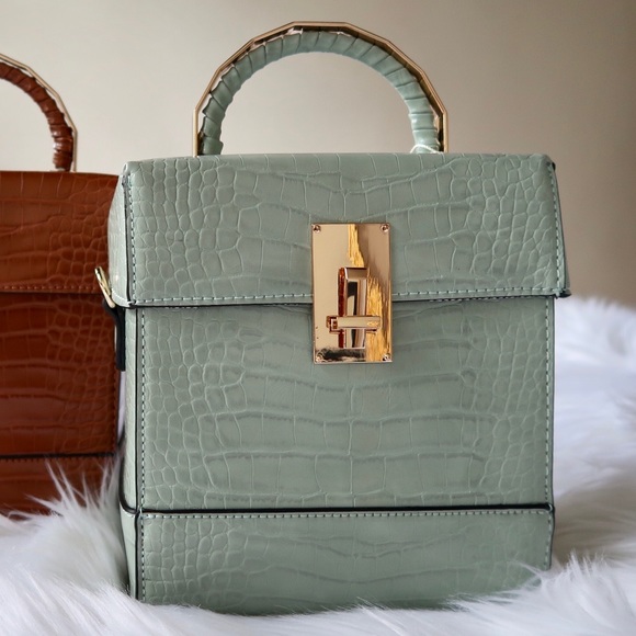 Handbags - SHOW ME OFF- CLASSY MINT SATCHEL